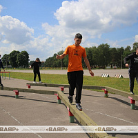 Областной этап спортивно-патриотической игры «Зарница» проходит в Гроднеском гарнизоне