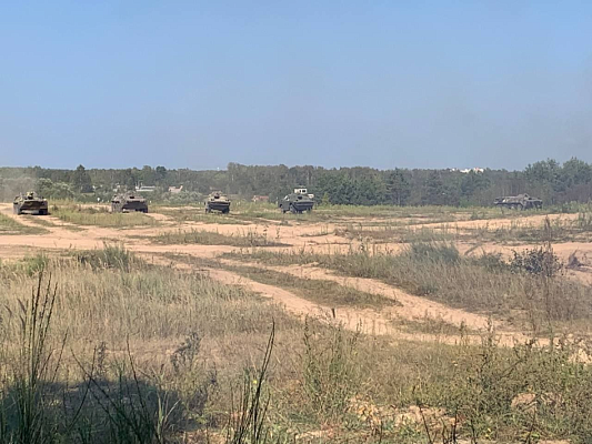 Курсанты 59 шпс отработали навыки вождения