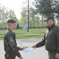 Чествовали военнослужащих, увольняемых в запас