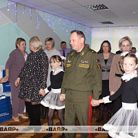 Представители ЗОК подарили детям сказку