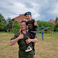 Военнослужащие 38 одшбр посетили Кобринскую детскую деревню