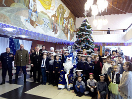 Новогодний праздник Новогодний праздник