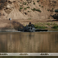 Занятие по преодолению водной преграды с военнослужащими 11 омбр