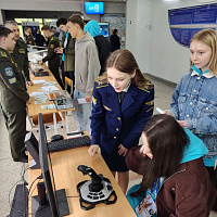 Учащиеся Национального детского технопарка посетили военный факультет в БГАА