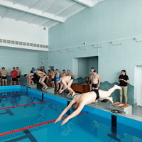 Соревнования по плаванию