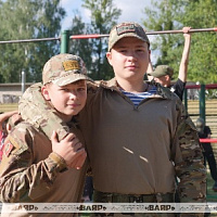 Открытие летнего оздоровительного военно-патриотического лагеря «Юный защитник» на базе 83 оиап