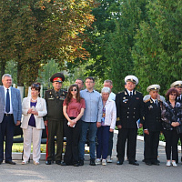 Торжественное открытие памятной доски