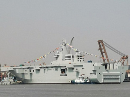 Cпущен на воду второй китайский универсальный десантный корабль