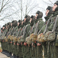 Новобранцы готовятся к первому прыжку