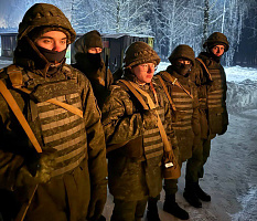 Занятия по огневой подготовке в ночное время с военнослужащими 15 зрбр