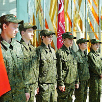 Военнослужащие 36 дмбр провели урок мужества для  воспитанников военно-патриотического клуба «Надежная опора»