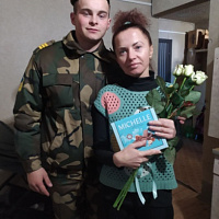 Зенитчики поздравляют родителей