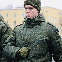 Занятия по строевой подготовке с личным составом нового пополнения 36 дмостбр