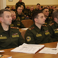 Под руководством командующего войсками СЗОК состоялся военный совет