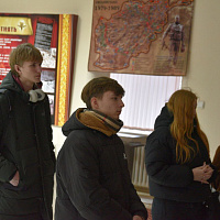 Воспитанники военно-патриотического клуба «Зубр» посетили музей боевой славы 38 одшбр