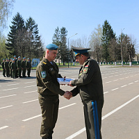В воинских частях и соединениях Вооружённых Сил чествуют военнослужащих, выслуживших установленные сроки службы