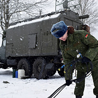 Выполняя профессиональные обязанности