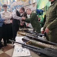  Во Дворце детей и молодёжи «Золак» прошло профориентационное мероприятие