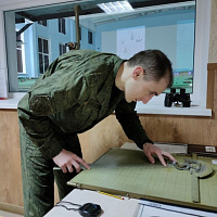 Экзамен держат артиллеристы