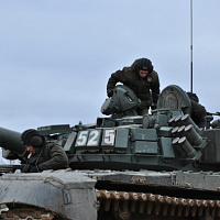 Штатным артиллерийским — в цель!