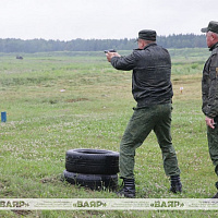 Занятия по огневой подготовке на полигоне Уручье