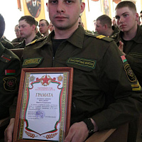 Военнослужащих, выслуживших установленные сроки срочной военной службы, чествовали в Жодино