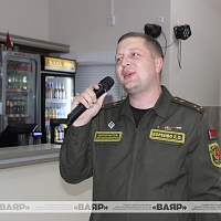 В ЗОК поздравили военнослужащих-женщин и представительниц гражданского персонала с Днём матери