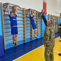 Военнослужащие 86 брс провели профориентационную беседу с учащимися учреждений образования Минска