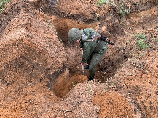 Занятия по инженерной подготовке с военнослужащими 11 омбр