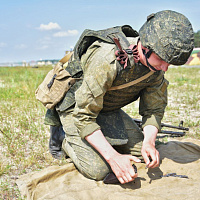 Занятия по огневой подготовке с военнослужащими 38 одшбр