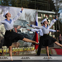 На полигоне под Борисовом состоялся праздничный концерт 