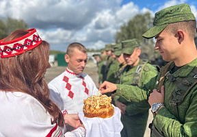 Фотофакт. В пункты постоянной дислокации возвращаются подразделения, участвовавшие в учении «Запад-2025»
