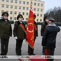 Генерал-майор Геннадий Лепешко простился с Боевым Знаменем Военной академии Республики Беларусь