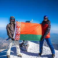 Белорусские военнослужащие покорили Эльбрус  