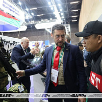 ФОТОФАКТ. Продолжает работу Международная выставка вооружения и военной техники MILEX-2025