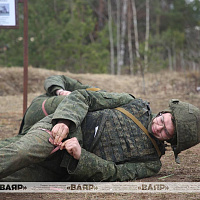 На полигоне Лепельский с военнообязанными проводятся занятия по тактической медицине