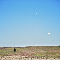 Военнослужащие 38 одшбр совершили прыжки с парашютом
