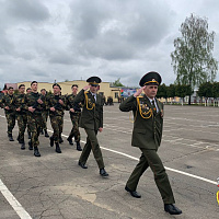 К торжественному маршу!..