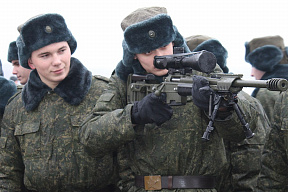 Показательные занятия для новобранцев в/ч в Пуховичах