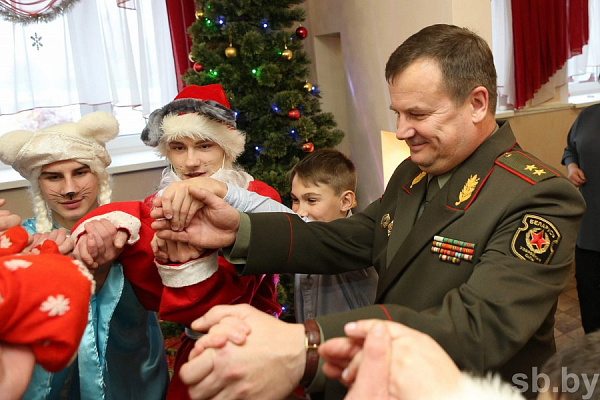 Министерство обороны организовало «Новогодний огонек» для воспитанников Андреевского детского дома