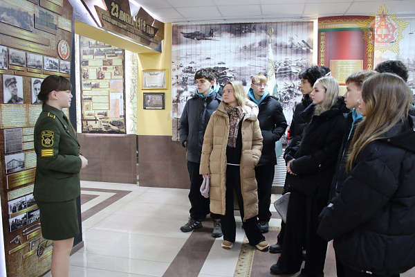 Военную академию посетили учащиеся Национального детского технопарка