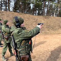 В воинских частях и соединениях с военнослужащими продолжаются занятия по боевой подготовке