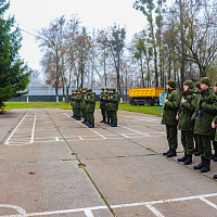 Подготовка нового пополнения в воинских частях идёт по плану