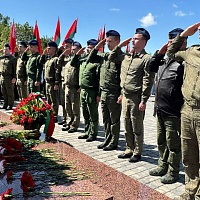 В Барановичах почтили память лётчиков-героев
