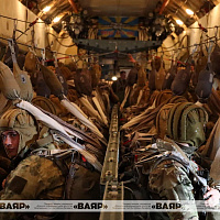 Военнослужащие 5-й отдельной бригады специального назначения десантировались из военно-транспортного самолёта Ил-76МД