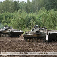  Занятие по преодолению водной преграды на боевых машинах пехоты с гвардейцами 120 омбр