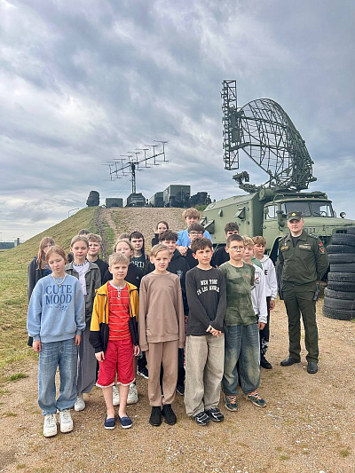 Школьники посетили 49 ртбр 