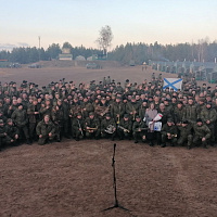 Праздничный концерт от гвардейцев