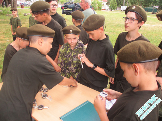 Воспитывая патриотов