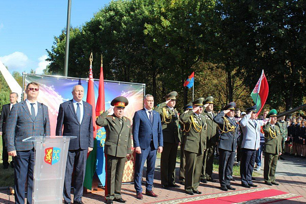 Выставка военной техники на кургане Бессмертия